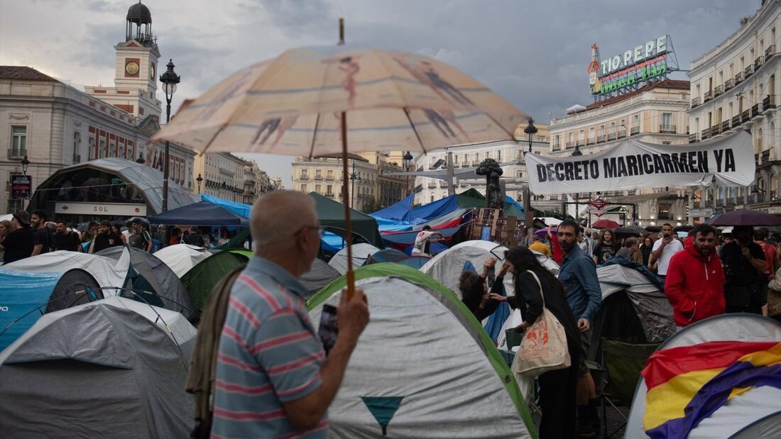 Sanz acusa de dejación a quienes no desalojan la acampada de Sol
