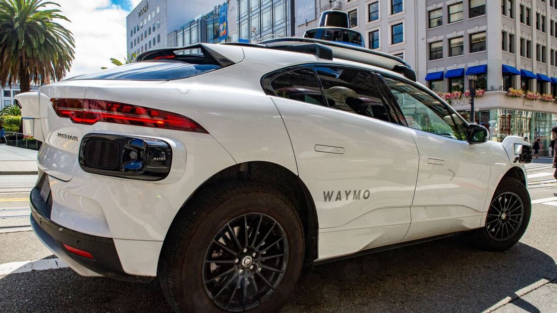 La DGT autoriza los vehículos autónomos de Waymo en Madrid