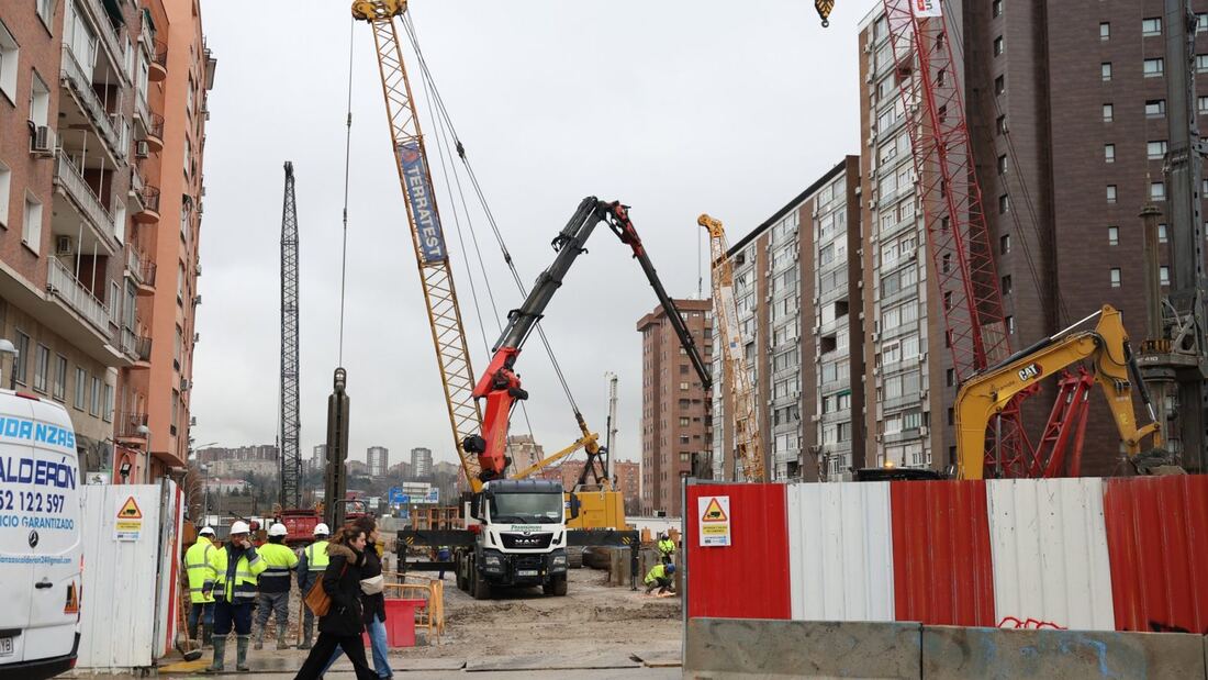 Un quiosco cerrado por las obras de Conde de Casal reclama ayudas